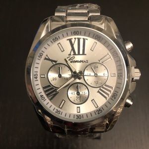 Geneva Men Watch Stainless Quartz Vintage Silver Color Brand New For Men’s